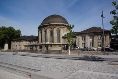 Empfangsgebäude Bahnhof Köln/Messe Deutz