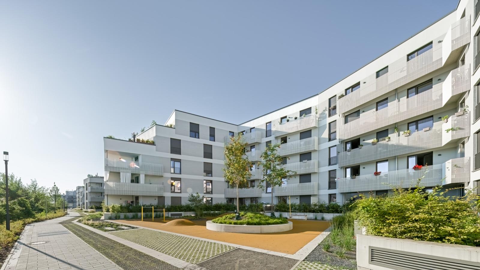Außenperspektive, Hofseite