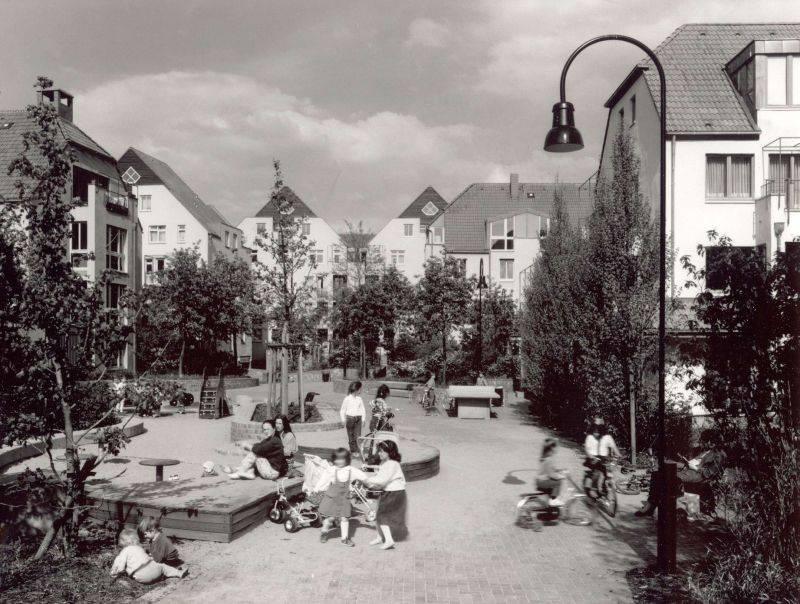 Wohnbebauung auf dem ehemaligen Stollwerck-Gel�nde, Rundbau Bottm�hle - K�ln