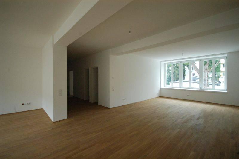 Umnutzung eines B�rogeb�udes zu Eigentumswohnungen - D�sseldorf