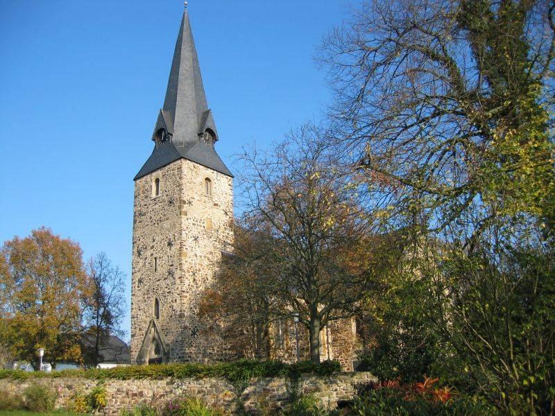 Bartholom�uskirche - R�dinghausen