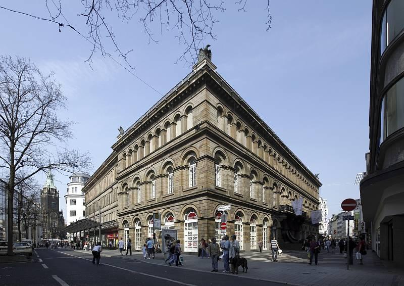 Von der HeydtMuseum / ehem. Rathaus der Stadt Elberfeld in Wuppertal, Architektur, Architektur