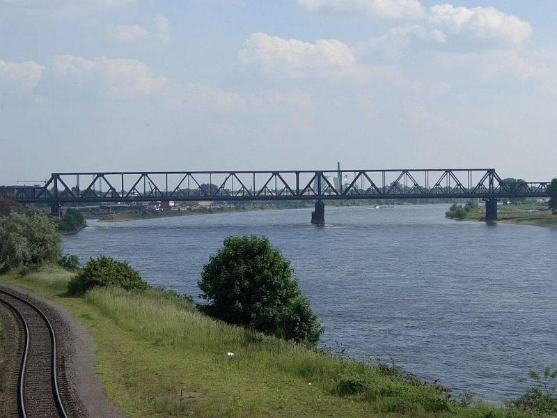 Hochfelder Br�cke - Duisburg