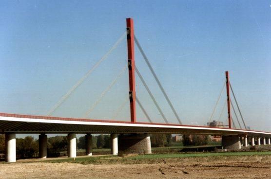 Beeckerwerther Br�cke - Duisburg