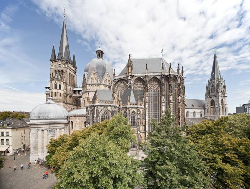 Aachener Dom St. Marien - Aachen