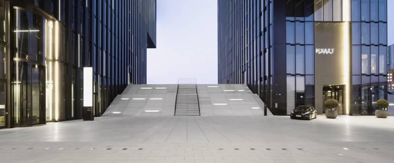 Zwillingst�rme Hafenspitze Medienhafen mit Hyatt Regency Hotel D�sseldorf - D�sseldorf