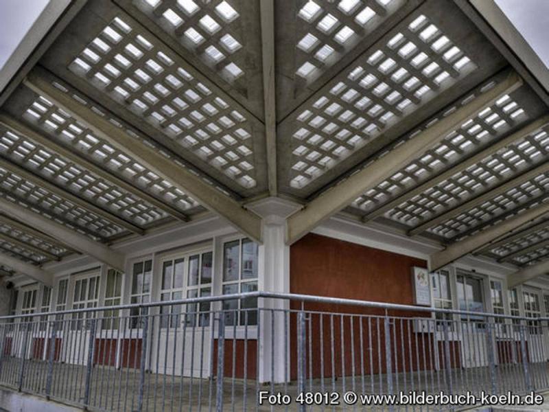 Rundbau 4711-Geb�ude Barthonia-Forum  - K�ln