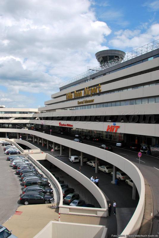 Köln Bonn Flughafen Terminal 1 www.baukunst-nrw.de