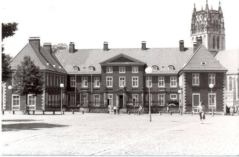 Bisch�flicher Hof M�nster - M�nster