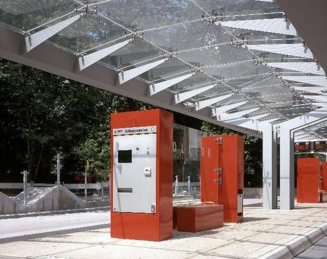 Busterminal und Haltestellen - Neuss