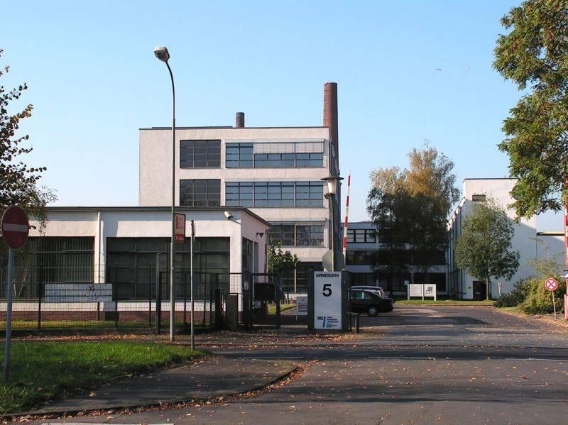Verwaltungs- und Produktionsgeb�ude (Seidenwebereien) - Krefeld