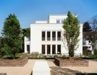 Umnutzung ehemaliges Rathaus K�ln Weiden zu Stadtwohnen im Ludwig-Gies Park - K�ln