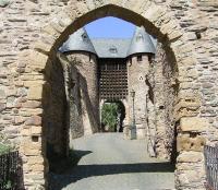 Burg Hengebach  - Heimbach