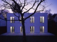 Haus ohne Eigenschaften - K�ln