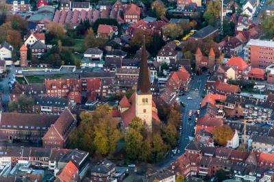 Luftbild Lüdinghausen mit Lüdinghauser Tor und St.-Viktor-Kirche