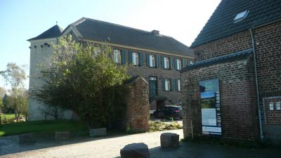 Haus Bürgel, Zugang