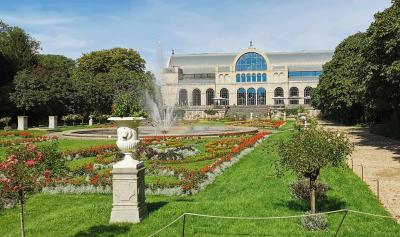 Haupthaus mit französischem Parterre