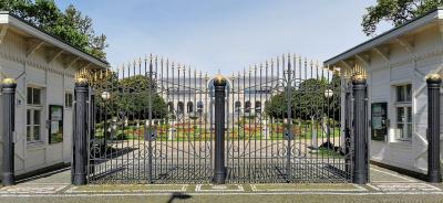 Haupteingang zum Botanischen Garten Köln