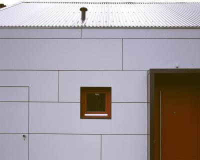 Haus Höfner, Detailbild Seitenansicht Eingang