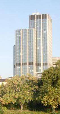 LVA-Hochhaus, Ansicht vom Kaiserteich