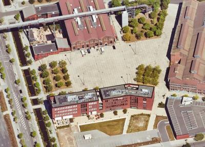 Phoenixplatz mit Büroensemble PhoenixWERK