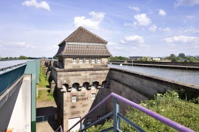 Alte und neue Kanalbrücke