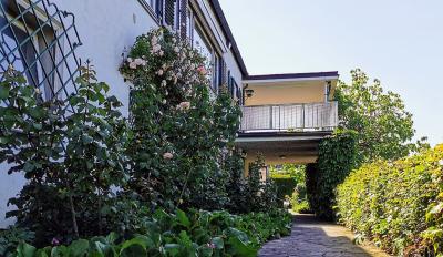 Adenauerhaus Gartenseite