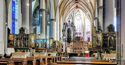 Blick in den Kircheninnenraum von St. Nicolai in Kalkar