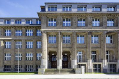 Fritz-Henßler-Berufskolleg, Bestandsbau