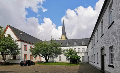 Blick in den Wirtschaftshof