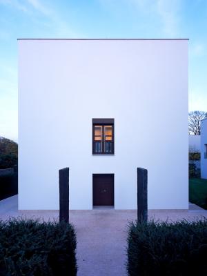 Haus auf der Hostert, Frontansicht, Haupteingang