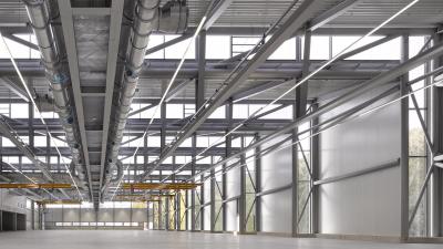 EJOT Produktionshalle 4.0, stützenfreier und belichteter Hallenraum