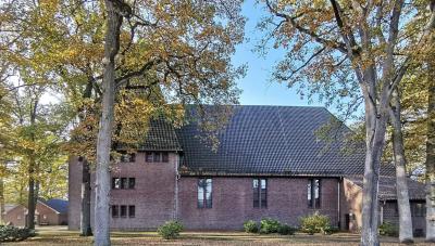 Außenansicht Herz-Jesu-Kirche von Osten
