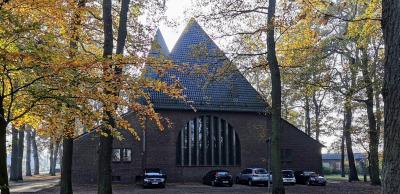 Außenansicht von Norden mit Chorfenster