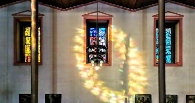Lichtspiel auf der Seitenwand