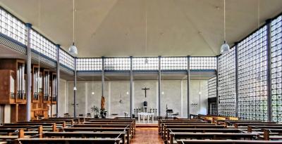 Innenraum der Klosterkirche Unsere Liebe Frau in Oberhausen