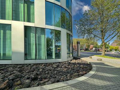 Büroturm Servicecenter Münster, Sockelbereich