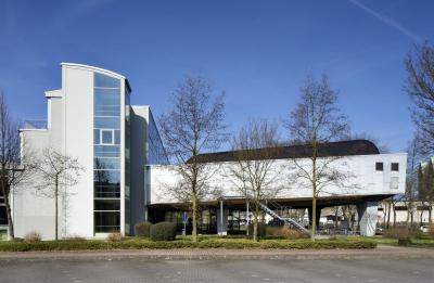 Ehemalige Textilingenieurschule, heute Hochschule Niederrhein