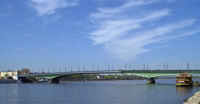 Gesamtansicht Kennedybrücke