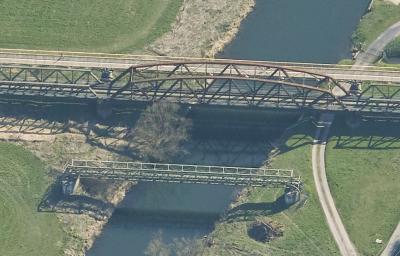 Schrägluftbild Eisenbahnbrücke Wandhofen von Norden
