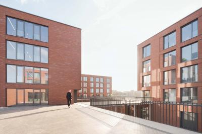 Tita-Cory-Campus, Außenperspektive Verbindungsstege