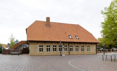 Straßenperspektive aus Blickrichtung Kirchplatz