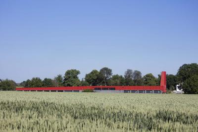 Feuerwehr und Baubetriebshof Titz, Seitenansicht