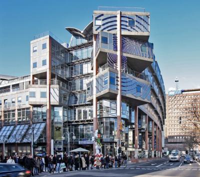 WDR-Arkaden, Ecke Tunisstraße / Breite Straße