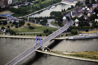 Luftbild Friedrich-Ebert-Brücke Duisburg