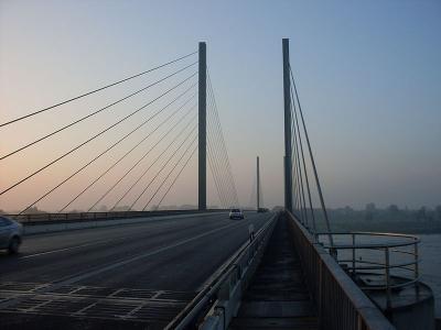 Brückendeck der Rheinbrücke Rees-Kalkar