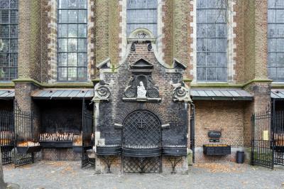 An der Kerzenkapelle