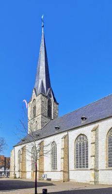 St. Christophorus Südseite mit Turm