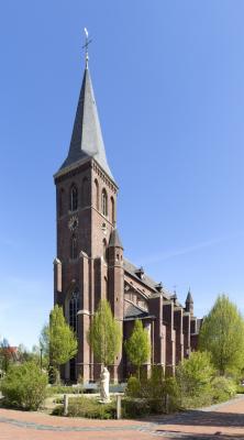 St. Andreas Velen von Westen