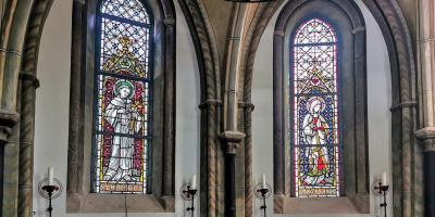 Glasfenster in der Markuskapelle Altenberg